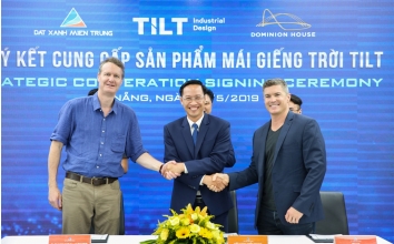 the-signing-ceremony-for-cooperation-between-dat-xanh-mien-trung-and-australia-s-leading-design-company-tilt-and-dominion-house