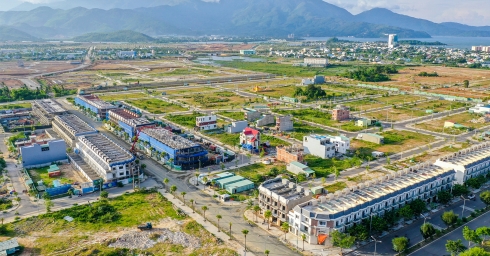 bi-thu-thanh-uy-truong-quang-nghia-tap-trung-thao-go-vuong-mac-dat-dai-cho-nha-dau-tu