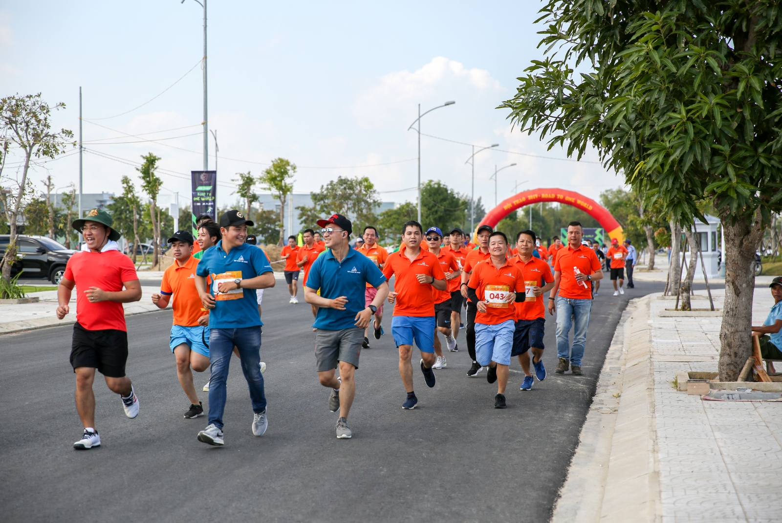 Sôi nổi Hội thao Road To One World