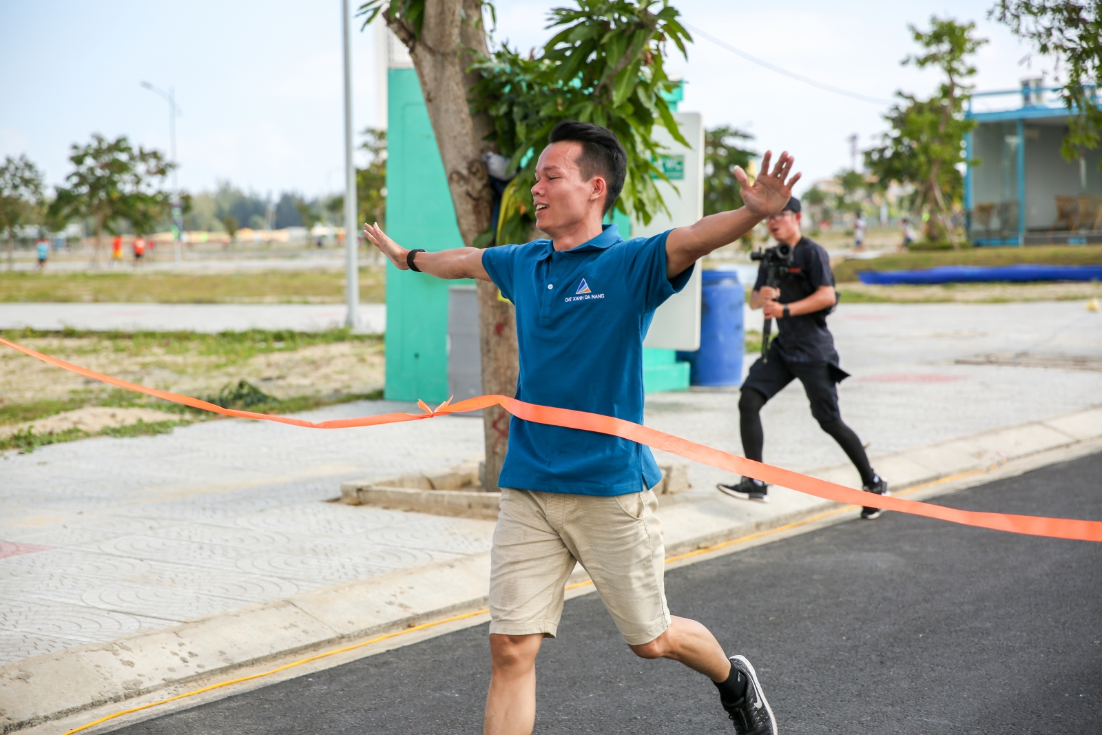 Sôi nổi Hội thao Road To One World