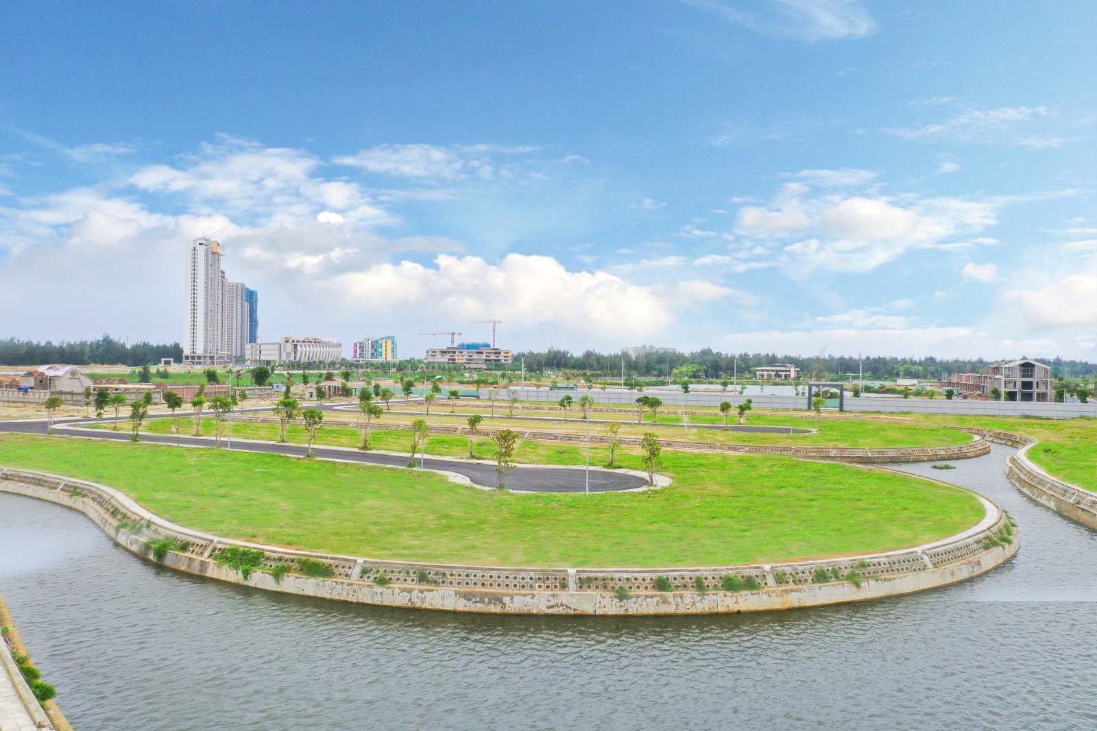 Khánh thành khu tiện tích và hạ tầng dự án Dat Quang Riverside