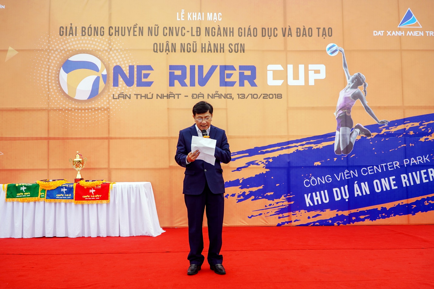 300 vận động viên tham dự Lễ khai mạc Giải bóng chuyền nữ One River Cup 2018