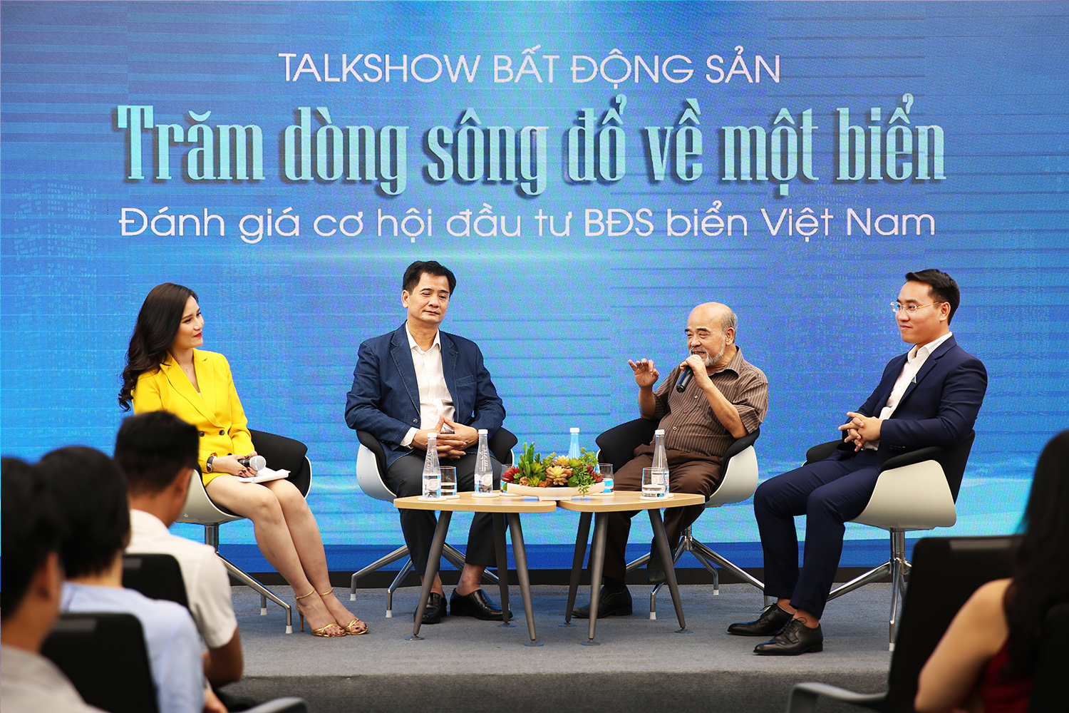 Tọa đàm “Trăm dòng sông đổ về một biển” đánh giá cơ hội đầu tư BĐS ven biển Việt Nam