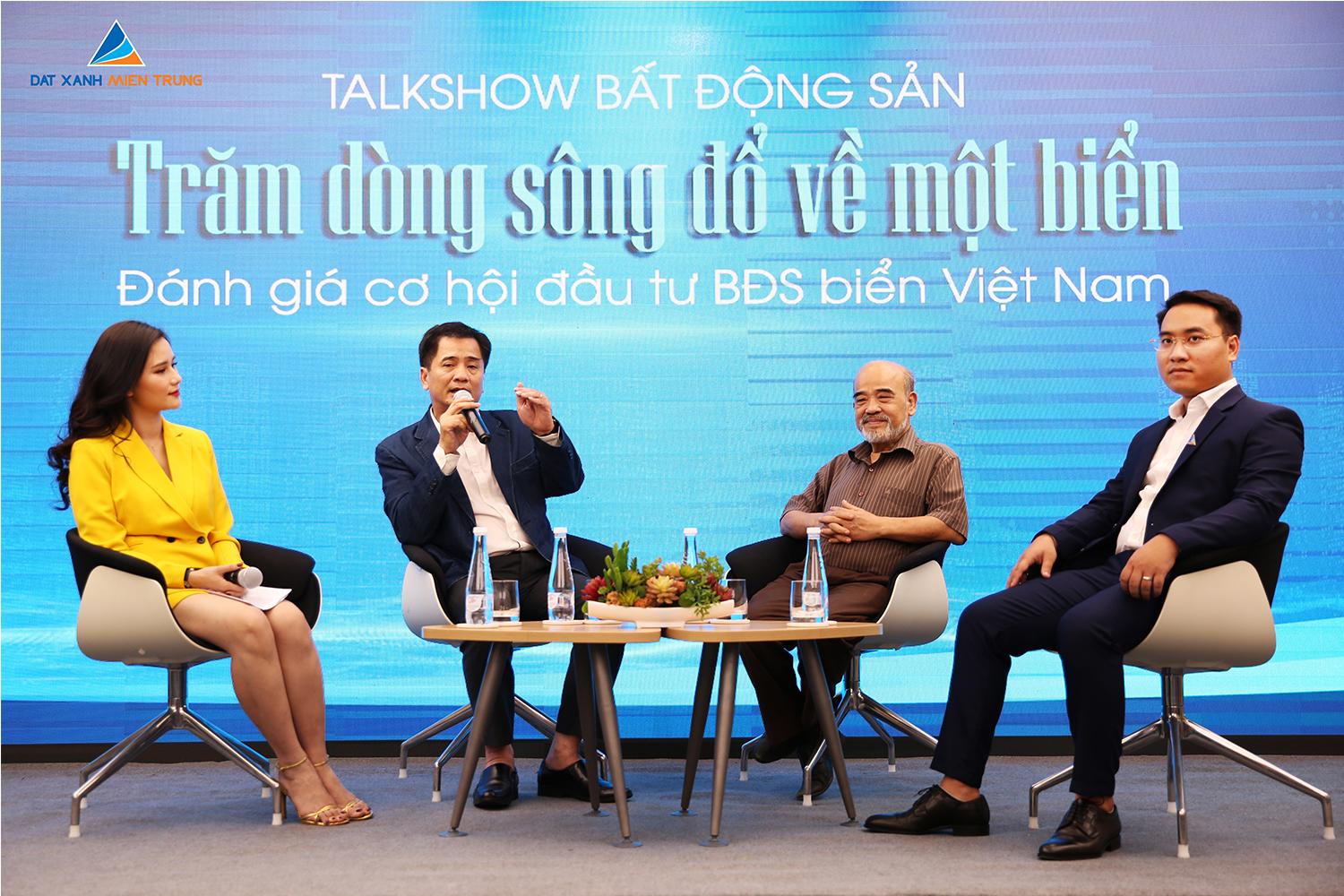 Tọa đàm “Trăm dòng sông đổ về một biển” đánh giá cơ hội đầu tư BĐS ven biển Việt Nam