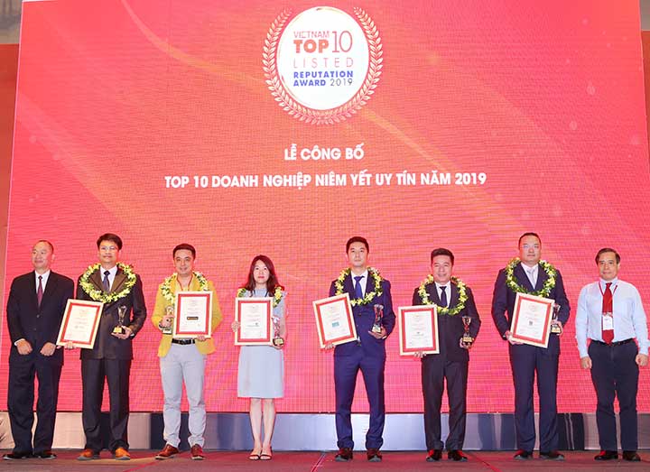 Đất Xanh xuất sắc đạt giải Top 10 công ty niêm yết uy tín năm 2019